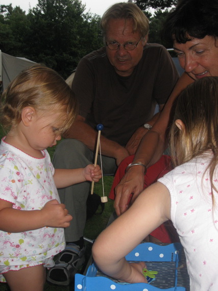 Oma Corrie en David komen ook op bezoek